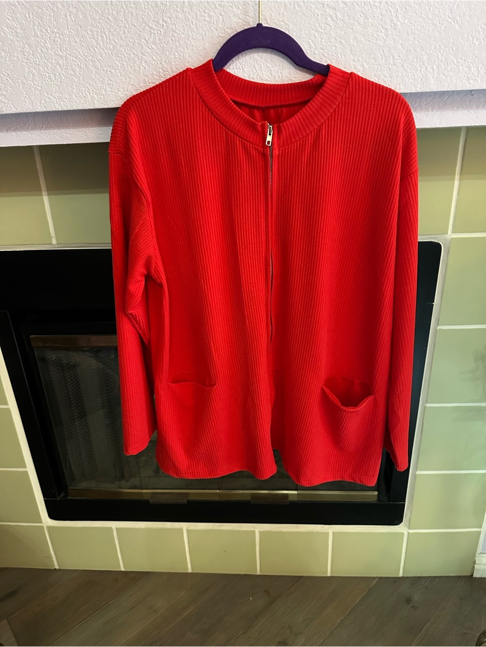 ❤️Red Zip-Front Women's Sweater Jacket (NWOT)❤️ XL